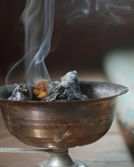 royal-oud-bakhoor